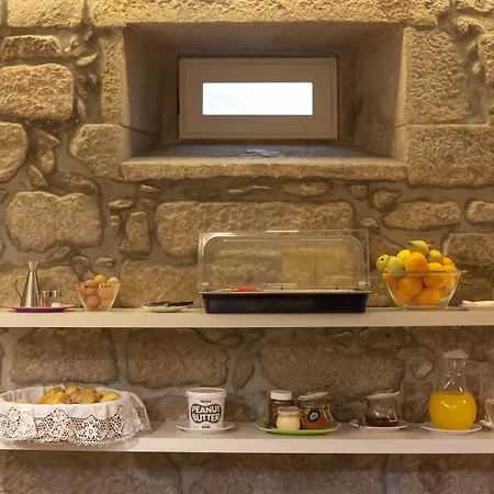 Being אכסניה פורטו