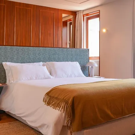 بيت شباب Being *