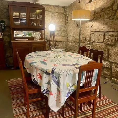 Hostel Being Porto