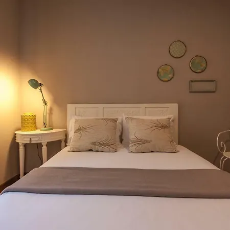 Hostel Being Porto